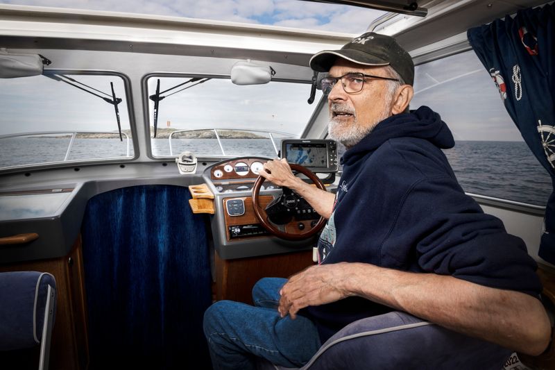 Vi hoppas någon som kan sköta infrastrukturen på ön, säger Karl. Erik Sjöberg.