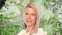 HBL:s chefredaktör Erja Yläjärvi sommarpratar om rädsla. Hon tillträdde som HBL:s nya chefredaktör och ansvarig utgivare i fjol.