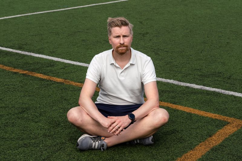 – Jag har många ungdomar och lag i jobbet som jag behöver kunna resa med. Om vi hamnar i ett läge med utlandsresor till hösten och jag inte fått ett nytt pass får jag stanna kvar här. Då får vi skicka annan personal, säger Nort.