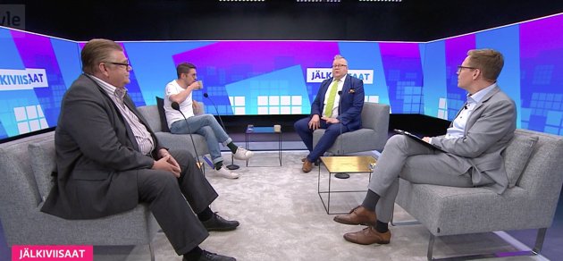 Diskussion gick het när den manliga panelen diskuterade kvinnors rätt till abort.