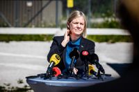 Statsminister Magdalena Andersson inledde politikerveckan på Gotland med ett besök på Gotlands regemente. Andersson ville tala om folkförsvaret men fick i stället förklara vad det avtal som undertecknades i Madrid innebär när det gäller utlämningar av personer som Turkiet anser att är terrorister.