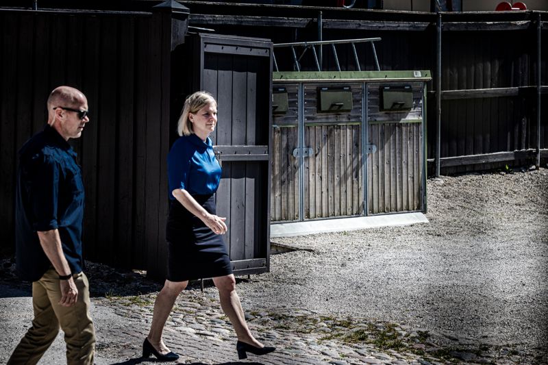 På söndagskvällen håller Magdalena Andersson ett linjetal på scenen i Almedalen.