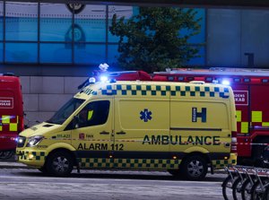 En 16-årig flicka från Kristianstad är en av dem som vårdas på sjukhus efter skottlossningen på köpcentret Fields i Köpenhamn.