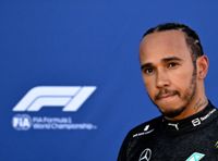 Lewis Hamilton är inte glad över de österrikiska fansens beteende.