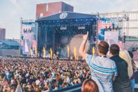 Artister uppträder på tre olika scener under årets upplaga av hiphopfestivalen Blockfest i Tammerfors.