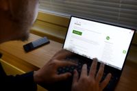 Över en halv miljon finländare kan förvänta sig ett beslut om nytt skattekort i januari.