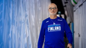 Att öka flexibiliteten i det finländska arbetslivet, göra beslutsfattandet smidigare och få unga att röra på sig mer är hjärtefrågor för Henrik Dettmann.