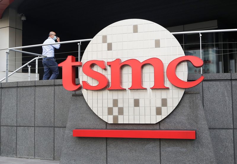 Utanför halvledarjätten TSMC:s huvudkontor i Hsinchu i Taiwan. Arkivbild.