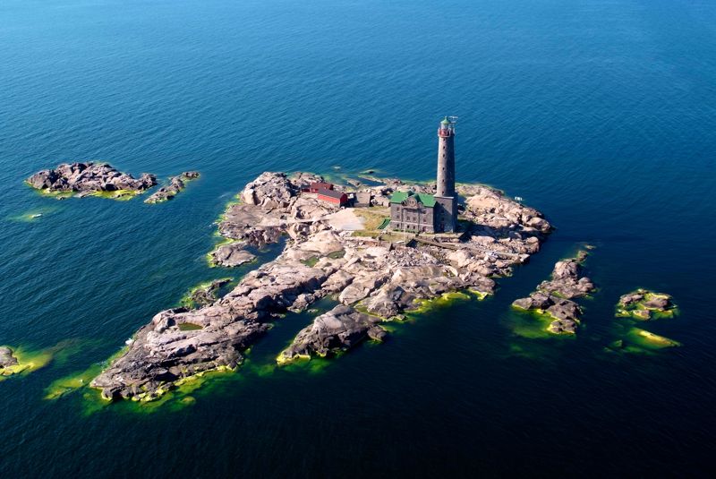 Rösternas utfall: Bengtskärs fyr, Kimitoön 49 procent; Åbo slott 43 procent; Strömingsbådans fyr, Malax 8 procent.
