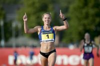 Nina Chydenius försvarade fjolårets FM-guld på 10 000 meter i Kalevaspelen.