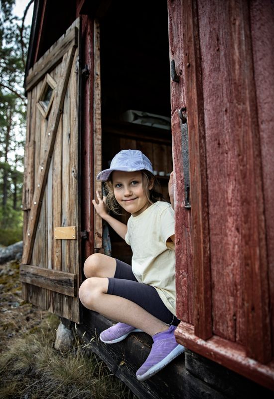 Tilda Söderblom har en egen bod där hon styr och ställer. Sommarlov i all ära, men i höst börjar hon i första klass och mer spännande kan det knappast bli.