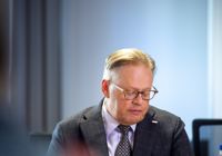 Borgmästare Juhana Vartiainen lovade att krisen leder till ändringar i hur staden arbetar.