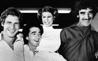 Harrison Fords rekvisitapistol från den första "Star wars"-filmen säljs på auktion. Arkivbild.