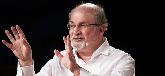 Författaren Salman Rushdie har utsatts för ett knivattentat i delstaten New York.