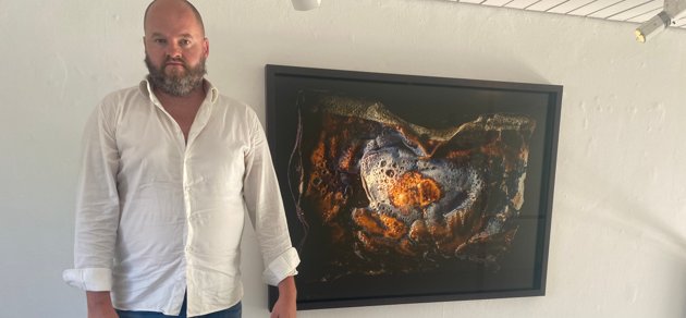 Kenneth Bamberg ställer ut The Sauna Odyssey på Fotocentrum Raseborg