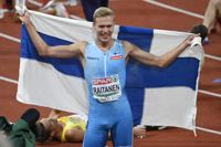 Topi Raitanen firar sitt EM-guld