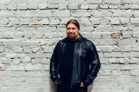 Poeten Ralf Andtbacka gör en psykogeografisk undersökning av Vasa i sin nya diktsamling.