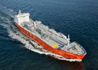 Fartyget Coral Energy fraktar naturgas i flytande form från hamnen Vysotsk i Ryssland till Björneborg. Den senaste lasten anlände i måndags.