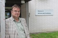 Överraskad. Rektor Henrik Grönroos Västra Nylands folkhögskola är förvånad över att juridiklinjen endast lockade två sökande.