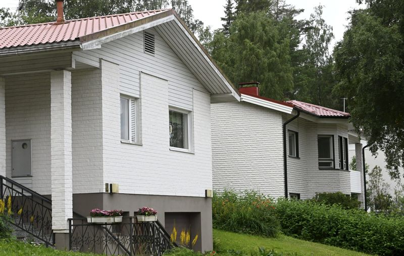 Tegelhus med trästomme och bristfällig ventilation ligger i riskzonen för fuktskador när klimatförändringen gör att regnen ökar och vintrarna blir blötare.