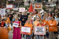 Anställda vid staden krävde redan i augusti att staden reder ut lönehärvan i brådskande ordning.