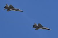 Två ryska MiG-31-jaktplan, av samma typ som det som störtade en bit öster om den finska gränsen.