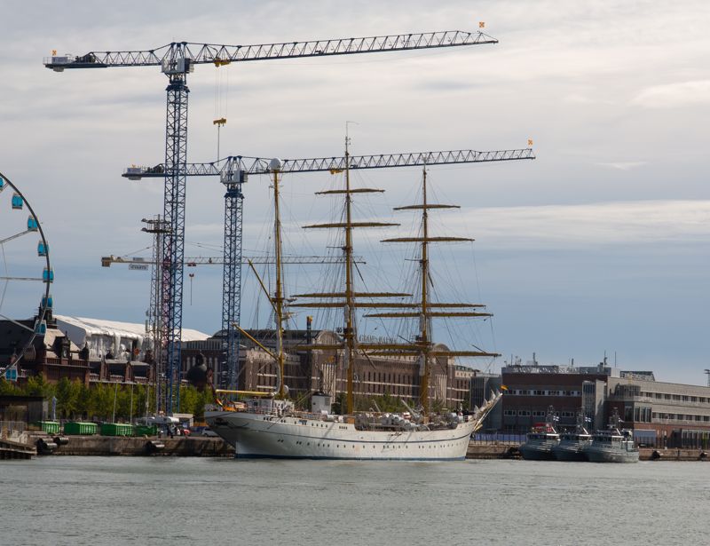 Manskapet har seglat Gorch Fock från Stettin i Polen till Helsingfors. Den sista anhalten blir hemmahamnen i Kiel i Tyskland.
