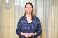 Linda Grönqvist jobbade 10 år på Kommunförbundet innan hon nu blir Svenska Yles nya kulturchef.