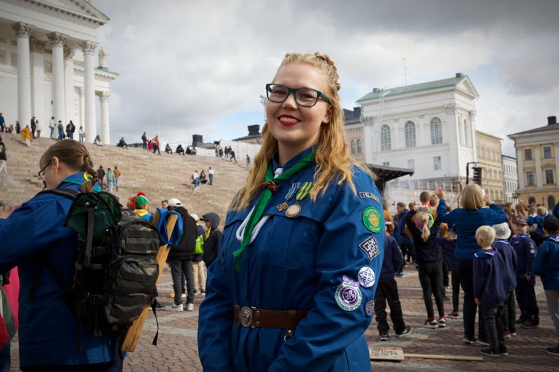 Projektledare Helka Walldén beskriver stämningen vid scoutparaden som otrolig.