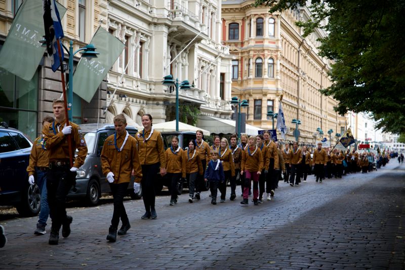 Drygt 2 500 scouter från sjuttio olika scoutkårer deltog i söndagens parad.