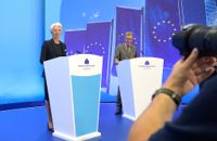 ECB-chefen Christine Lagarde och kommunikationsdirektören Wolfgang Proissl vid mötet i Frankfurt i juli. På torsdagen möts ECB-direktionen igen för att besluta om en ny räntehöjning.