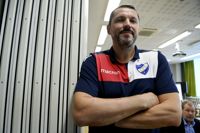 Rostislav Grinisjin är tillbaka i HIFK – den här gången i en dubbelroll på herrsidan.