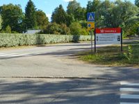 Tikkurilas område i Dickursby är en blandning av gammalt och nytt.