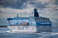 Silja Galaxy trafikerar inte längre sträckan Åbo–Stockholm. 124 personer sägs upp från bolaget.
