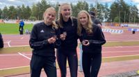 Jill Friberg, Saimi Lupala, Cassandra Nynäs tog FM-brons i stafett på lördagen.