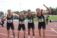 Akilles bronslag på herrarnas 4x400 meter, från vänster Max Tallqvist, Severi Mäntylä, Jonathan Brace och Benjamin Stendahl.