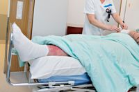 Avdelningsskötare hör till den yrkesgrupp som berörs av språkkraven på fömän inom välfärdsområdet.
