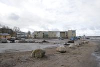 Den obebyggda granntomten intill Port 19 får ny ägare i Ålandsbanken Tomtfond Specialplaceringsfond.