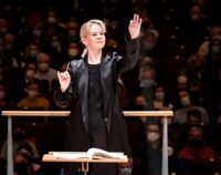 Susanna Mälkki, här under en konsert i Carnegie Hall, tar farväl med Mahler.