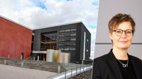 Amatörteaterföreningen Teater Alandicas huvudscen finns inne i Alandica kultur och kongress. Till höger Ålands kulturminister Annika Hambrudd.