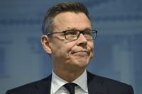 – Det blir en måttlig tillväxt. Kriserna har inte förvärrats och marknaderna kommer inte att kollapsa. Allt går sin gilla gång, säger Mikko Spolander, överdirektör vid Finansministeriet.