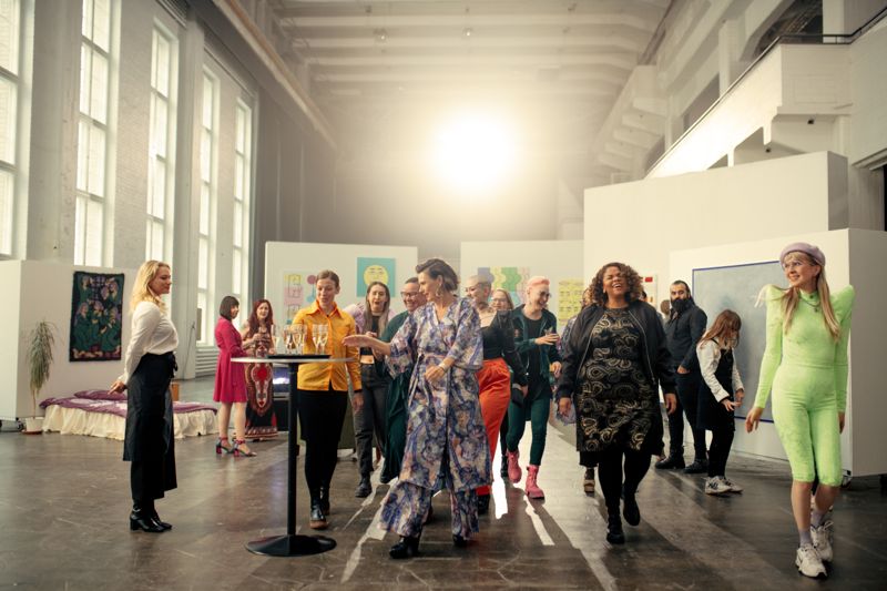 Li Andersson, Adikia, Rosa Meriläinen, Anne (Mari Rantasila), Piki Rantanen, Anu Silfverberg, Mira Eskelinen, Fatim Diarra, Mona Bling i det kändistäta andra avsnittet.