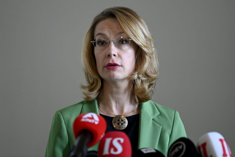 Minister Tytti Tuppurainen anser att det avtal Fortrum och tyska staten slutit kring Uniper var det bästa som gick att åstadkomma i den situation som uppstått.