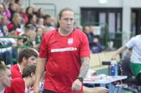 Andreas Rönnbergs BK-46 vann den första matchen mot Nærbø IL. Nu ska dubbelmötet avgöras.