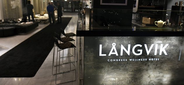 Kriget i Ukraina och coronapandemin har lett till ett betydande bortfall av gäster på Långvik hotell.