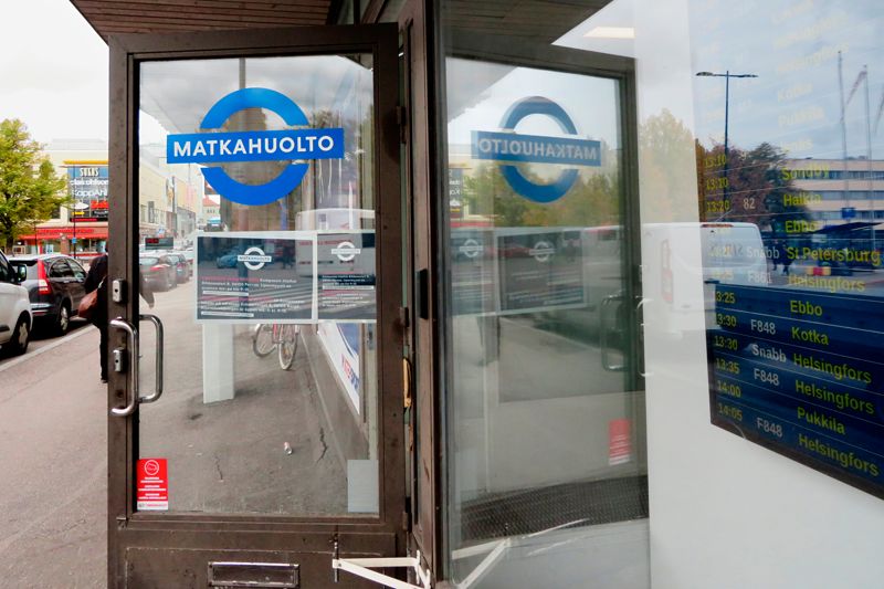 I somras upphörde Matkahuolto med sin pakettjänst på Fredsgatan, nu upphör även biljettförsäljningen.
