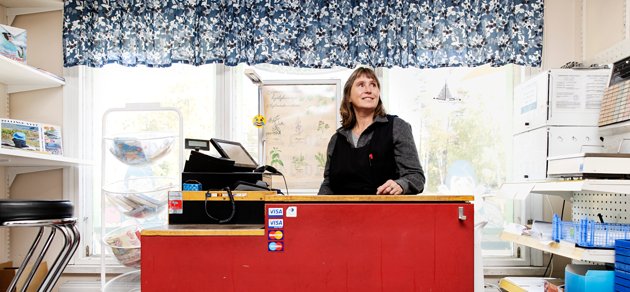 I 26 år har Erika Grönqvist drivit Fagersta bybutik i Borgå.