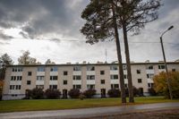 Hangö stad äger numera formellt de två tidigare ryskägda höghusen i Lappvik.