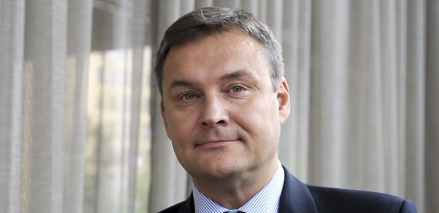 HUS vd Matti Bergendahl säger att HUS-sammanslutningen har meddelat redan i somras att det blir stora nedskärningar om HUS inte får mera pengar.
