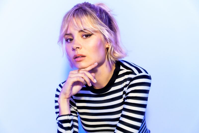 Nina Nesbitt planerar att ge ut nytt material efter årsskiftet.